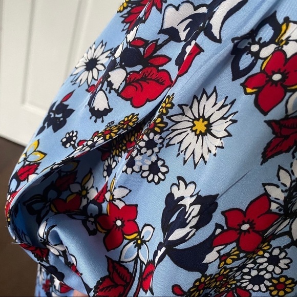 Calvin Klein | Daniela W Floral Dress - Picture 6 of 9